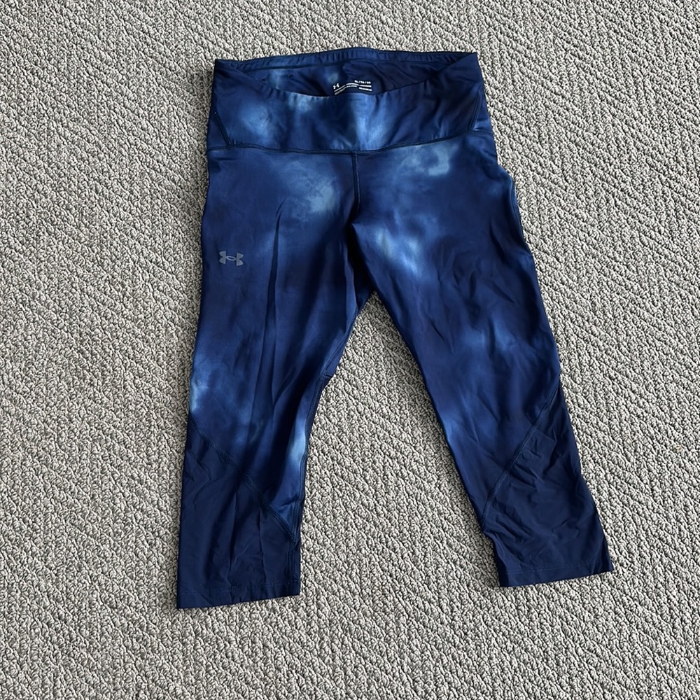 Workout clothes bundle - Picture 7 of 8